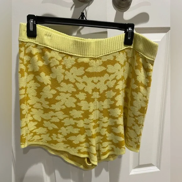 Anthropologie Floral Printed Sweater Shorts - Picture 2 of 5